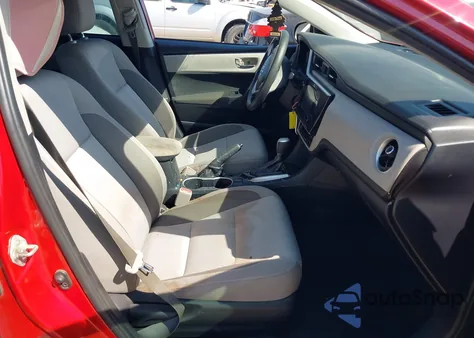 2018 Toyota Corolla Le z USA, uszkodzony, nr VIN 2T1BURHE1JC011808